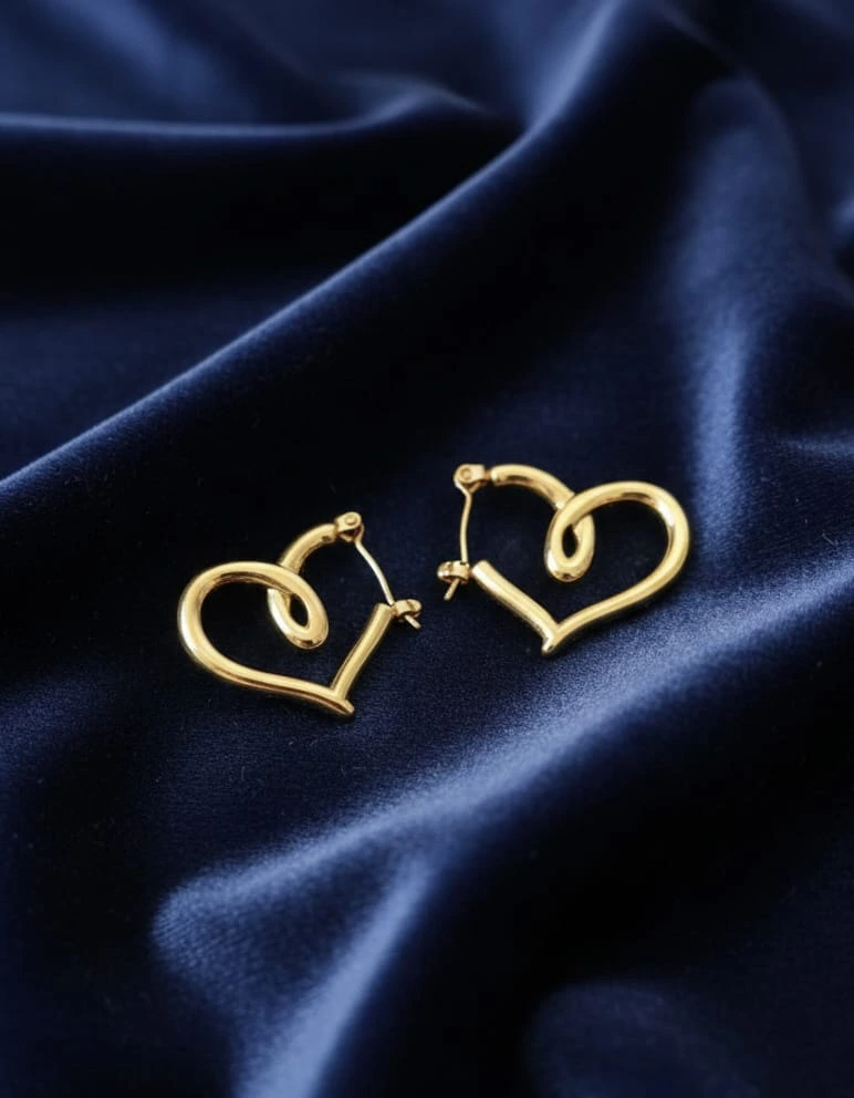 Heart Curve Earrings