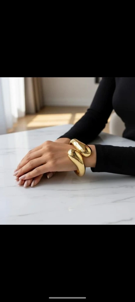 Bold Flow Statement Cuff